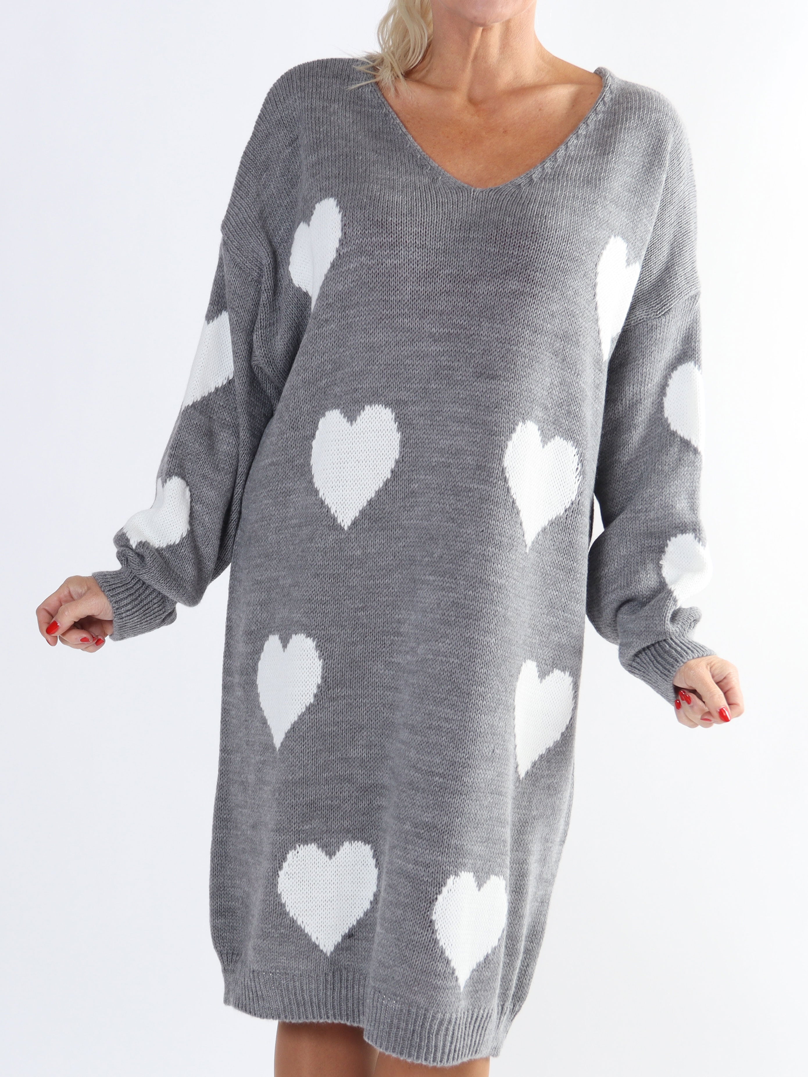 Lela - Stickad klänning med hjärtan i stora storlekar